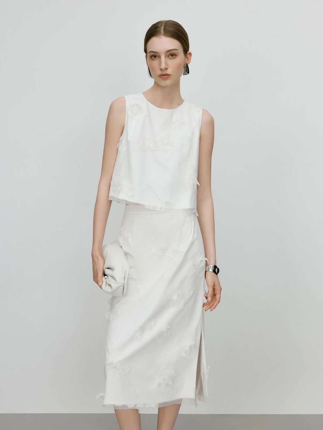 Women’s Sleeveless Embroidered Shirt and Skirt Set